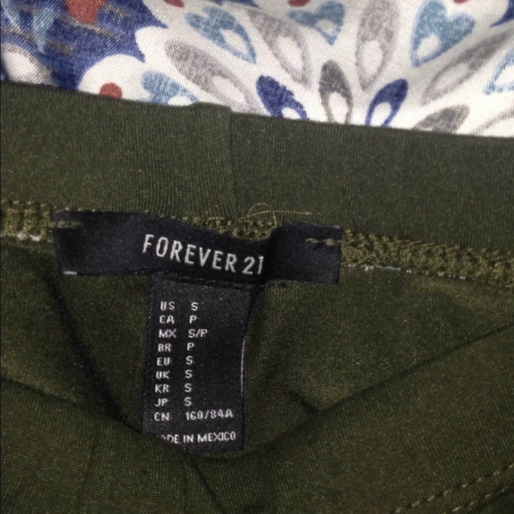 Pants - Picture 2 of 3